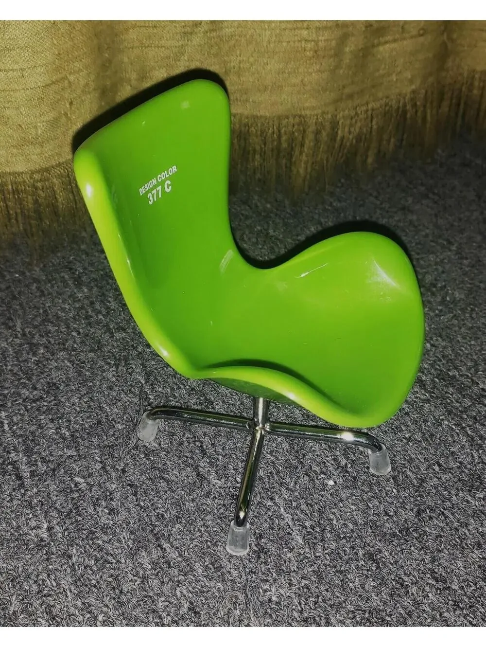 Art Deco smart cell phone chair holder desktop GREEN iPhone Samsung display LIME